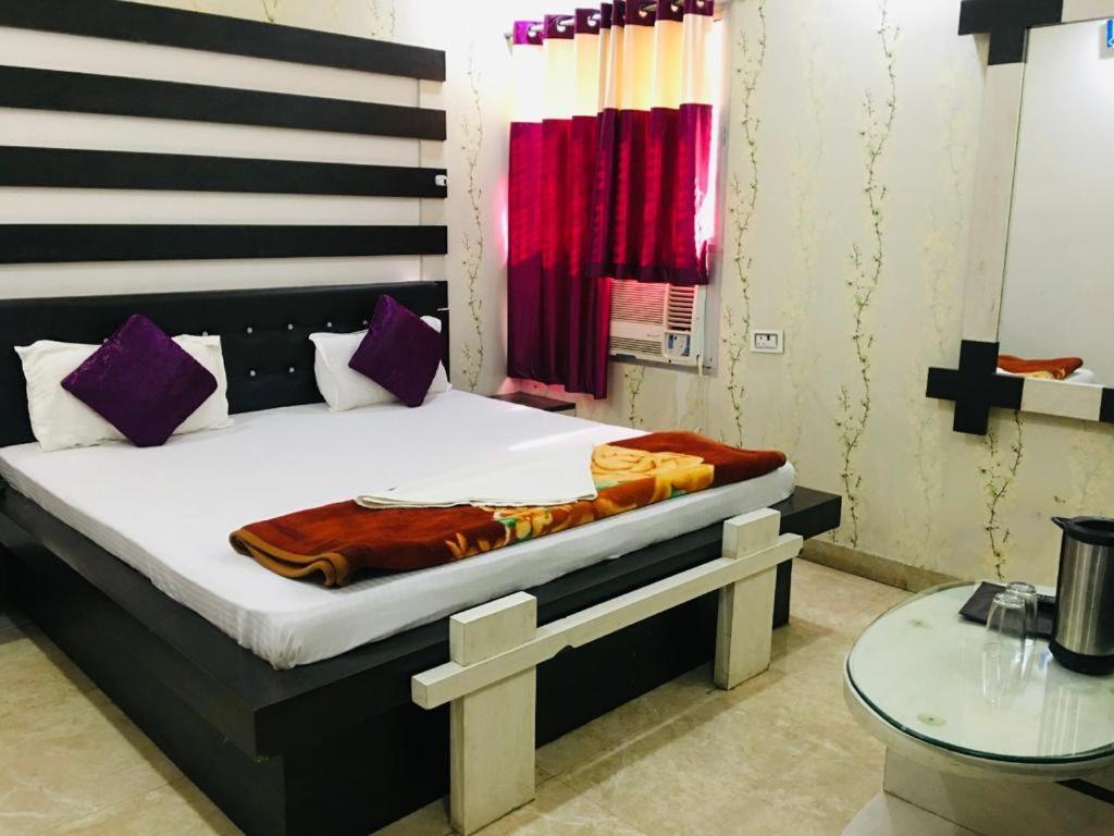 Hotel Natraj Sasarām Zewnętrze zdjęcie