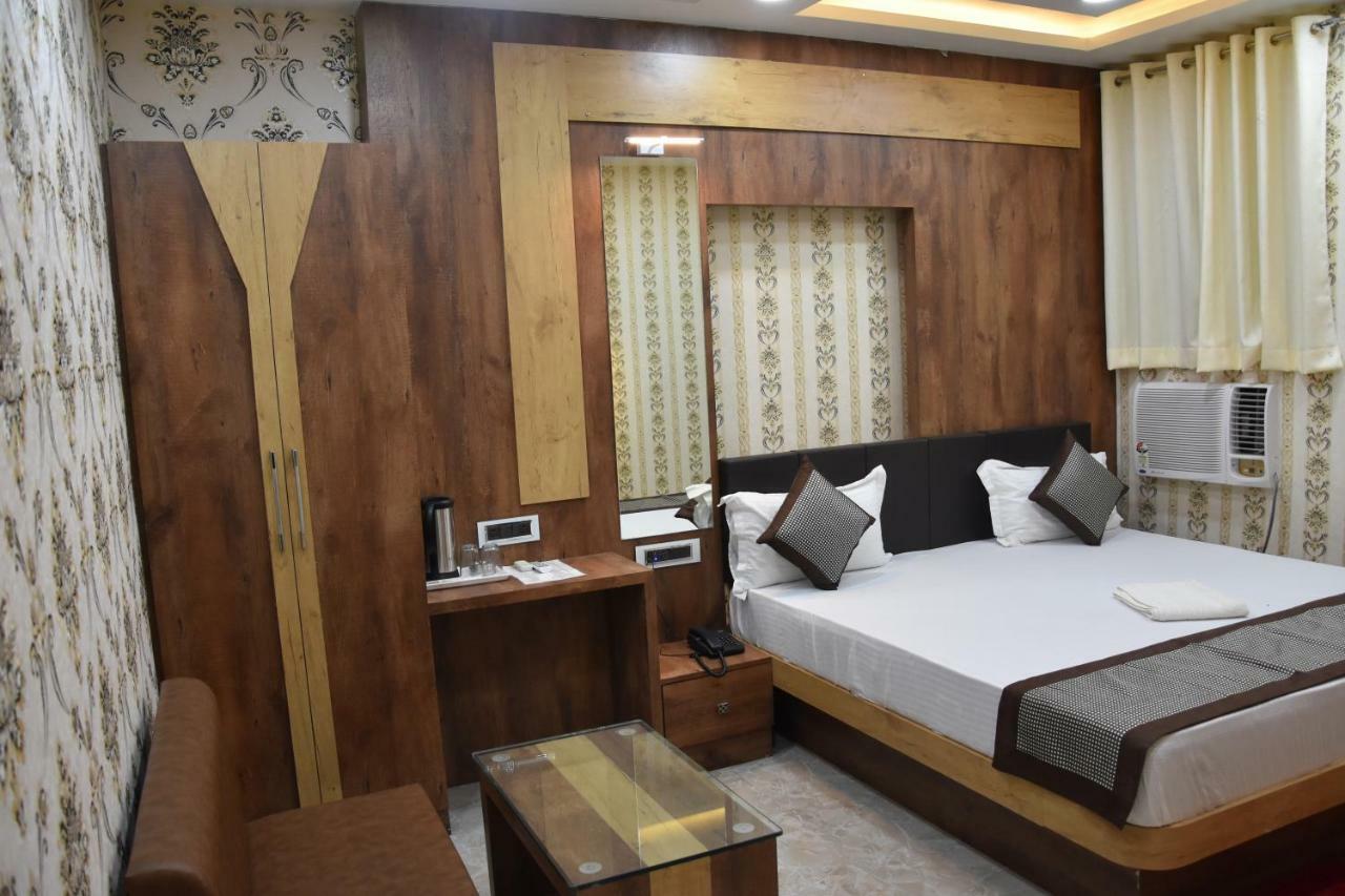 Hotel Natraj Sasarām Zewnętrze zdjęcie